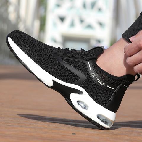 Chaussure de sécurité mixte blanche style basket – semelle à bulles d’air – souple avec embout renforcé